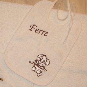 Ecru slab met hondje