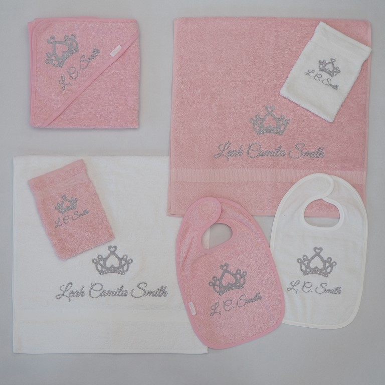 Set Leah Camila Smith